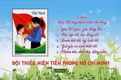 Mẫu block Đội Thiếu niên Tiền phong Hồ Chí Minh. (Ảnh: TTXVN phát)