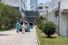 Bệnh nhân được đưa đến Bệnh viện Trung ương Huế cơ sở 2. (Nguồn: congan.com.vn)