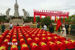 Ngày 27/7/2016, lễ an táng 51 hài cốt liệt sỹ quân tình nguyện, chuyên gia Việt Nam hy sinh trên đất bạn Campuchia và các liệt sỹ hy sinh trong các thời kỳ chiến tranh biên giới Tây Nam được tổ chức trang trọng tại nghĩa trang liệt sỹ huyện Hòn Đất (Kiên 