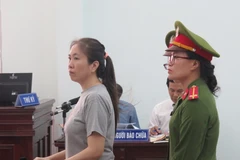 Bị cáo Nguyễn Ngọc Như Quỳnh trước vành móng ngựa. (Ảnh: Tiên Minh/TTXVN)