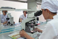 Xét nghiệm lao. (Nguồn: TTXVN)