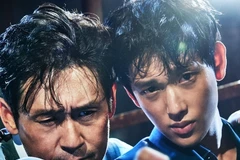 Hai diễn viên chính trong phim.