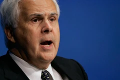 Tổng Giám đốc điều hành Tập đoàn vận chuyển hàng hóa và dịch vụ FedEx, Fred Smith. (Nguồn: Politico)