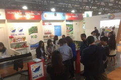 Gian hàng Việt Nam tại hội chợ. (Ảnh: Trương Anh Ngọc/Vietnam+)