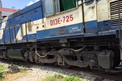 Hiện trường vụ tai nạn đường sắt khiến cụ ông thoát chết trong gang tấc (Ảnh: Cộng tác viên)