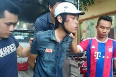 Hà Nội: Người dân phối hợp với cảnh sát giao thông bắt cướp 