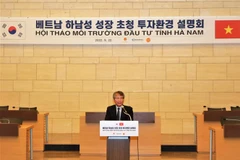 Đại sứ Việt Nam tại Hàn Quốc Nguyễn Vũ Tùng phát biểu tại Hội thảo. (Ảnh: Khánh Vân/TTXVN)