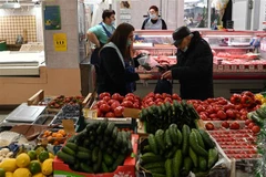 Một khu chợ ở Moskva, Nga. (Ảnh: AFP/TTXVN)