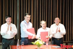 Quang cảnh lễ ký kết. (Nguồn: toquoc.vn)