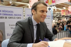 Ứng viên tranh cử Tổng thống Pháp Emmanuel Macron tại một sự kiện chính trị ở Montlouis-sur-Loire, miền tây Pháp ngày 10/2 vừa qua. (Ảnh: AFP/TTXVN)