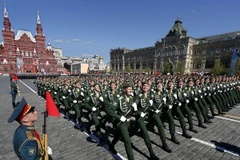 Các binh sỹ Nga trong lễ duyệt binh kỷ niệm Ngày Chiến thắng tại Moskva ngày 9/5. (Ảnh: EPA/TTXVN)
