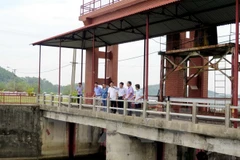 Công trình thủy lợi hồ Núi Cốc, thành phố Thái Nguyên. (Ảnh: Thu Hằng/TTXVN)