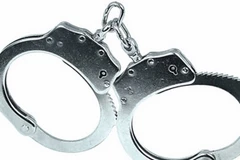 Singapore phạt tù cặp vợ chồng ngược đãi người giúp việc