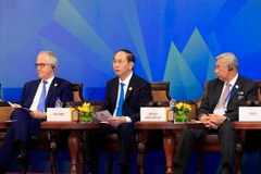  Chủ tịch nước Trần Đại Quang (giữa) phát biểu tại Đối thoại Lãnh đạo APEC và ABAC . (Ảnh: TTXVN)
