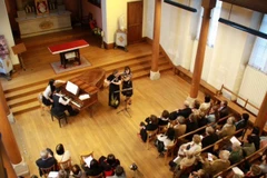 Quang cảnh buổi hòa nhạc gây Quỹ Đồng Hành năm 2015. (Ảnh: Đoàn Nguyên Nhựt/Vietnam+))