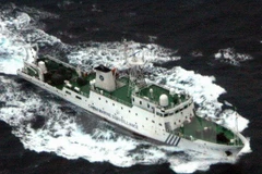 Tàu hải giám Trung Quốc tại vùng biển gần đảo tranh chấp Điếu Ngư/Senkaku. (Nguồn: AFP/TTXVN) 