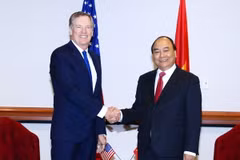Thủ tướng Nguyễn Xuân Phúc tiếp Đại diện thương mại Hoa Kỳ Robert Lighthizer. (Ảnh: Thống Nhất/TTXVN)