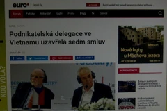 Bài viết về chuyến thăm Việt Nam của Tổng thống Milos Zeman trên báo chí Séc.