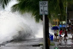 Siêu bão Man-yi đổ bộ vào đảo Catanduanes, Philippines ngày 16/11/2024. (Nguồn: AFP)