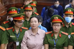Bị cáo Trương Mỹ Lan tại phiên tòa. (Ảnh: Thanh Vũ/TTXVN)