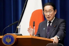 Thủ tướng Nhật Bản Fumio Kishida tại cuộc họp báo ở Tokyo. (Ảnh: Kyodo/TTXVN)