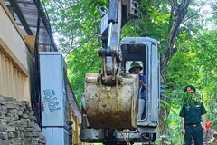 Phát hiện quả bom nặng 340kg còn nguyên kíp nổ