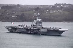 Tàu sân bay Charles de Gaulle. (Ảnh: AFP/TTXVN)