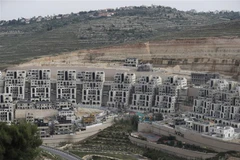 Khu định cư Do thái Givat Zeev của Israel ở gần thành phố Ramallah, Bờ Tây ngày 10/6/2020. (Ảnh: AFP/TTXVN)