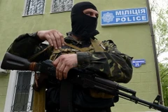 Nga: Để dịu khủng hoảng, Kiev phải rút quân khỏi miền Đông