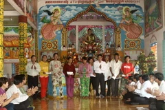 Rộn ràng không khí Tết cổ truyền Chôl Chnăm Thmây