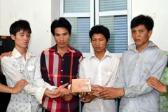 Lai Châu: Bắt quả tang bốn đối tượng mua bán trái phép chất ma túy