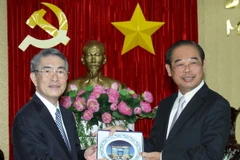 Tập đoàn Tokyu hợp tác với Bình Dương phát triển xe buýt nhanh