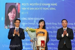 Phó Giáo sư - Tiến sỹ Nguyễn Lê Khánh Hằng, Viện Vệ sinh Dịch tễ Trung ương là nhà khoa học nữ đầu tiên nhận Giải thưởng Tạ Quang Bửu trong năm 2019. (Ảnh: Minh Sơn/Vietnam+)