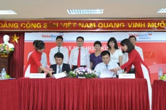 VietinBank đẩy mạnh bán chéo các sản phẩm bảo hiểm và thẻ