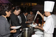 Standard Chartered đầu tư 35 triệu USD vào chuỗi nhà hàng Việt