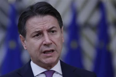 Thủ tướng Italy Giuseppe Conte phát biểu tại một hội nghị ở Brussels, Bỉ, ngày 2/10/2020. (Ảnh: AFP/TTXVN)