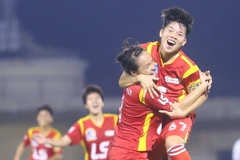 Thùy Trinh (67) ghi bàn thắng quyết định ngôi hậu cho Thành phố Hồ Chí Minh ở giải nữ quốc gia 2015. (Ảnh: Minh Chiến/Vietnam+)