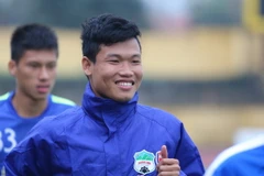Sao U19 tái xuất, hàng thủ Hoàng Anh Gia Lai thêm chất "thép"