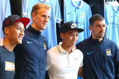 Từ trái qua, Hồng Quân, Hart, Ngọc Hải và Kolarov trong buổi giao lưu cách đây chưa lâu ở Indochina Plaza. (Ảnh: Minh Chiến/Vietnam+)