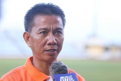 Huấn luyện viên Hoàng Anh Tuấn muốn U19 Việt Nam có cơ hội mắc sai lầm. (Ảnh: Minh Chiến/Vietnam+)