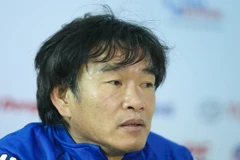 Hà Nội T&T mất điểm vì rút tiền vệ U19 Việt Nam khỏi sân