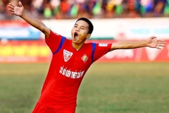 Văn Thắng vẫn thất bại trong sứ mệnh lịch sử của cầu thủ Việt. (Ảnh: VFF)