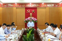 Ông Trần Cẩm Tú, Ủy viên Bộ Chính trị, Bí thư Trung ương Đảng, Chủ nhiệm Ủy ban Kiểm tra Trung ương phát biểu kết luận buổi làm việc với Ban thường vụ Tỉnh uỷ Lào Cai. (Ảnh: Quốc Khánh/TTXVN)