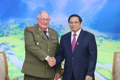 Thủ tướng Phạm Minh Chính tiếp Thượng tướng Álvaro López Miera, Bộ trưởng Bộ các Lực lượng Vũ trang Cách mạng Cuba. (Ảnh: Dương Giang/TTXVN)