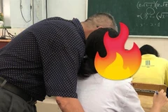 Hình ảnh tố cáo thầy giáo chạm vào người nữ sinh. (Nguồn: Vnexpress)