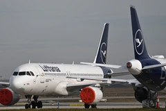 Tập đoàn hàng không Lufthansa tăng lương cho phi hành đoàn tại Đức