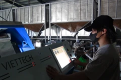 Bình Phước: Phần lớn người lao động nhận mức thưởng bằng 1 tháng lương