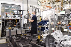 Ford tăng đầu tư sản xuất động cơ xe điện cho nhà máy tại Anh 