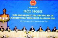 Tổng Bí thư, Chủ tịch nước Nguyễn Phú Trọng, Chủ tịch Quốc hội Nguyễn Thị Kim Ngân, Thủ tướng Nguyễn Xuân Phúc và các đồng chí lãnh đạo Đảng, Nhà nước dự Hội Triển khai Nghị quyết của Quốc hội khoá XIV về nhiệm vụ phát triển kinh tế, xã hội năm 2020. (Ảnh