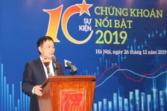 Ngày 26/12, Câu lạc bộ nhà báo chứng khoán tổ chức buổi họp báo công bố 10 sự kiện của ngành trong năm 2019. (Ảnh: PV/vietnam+)